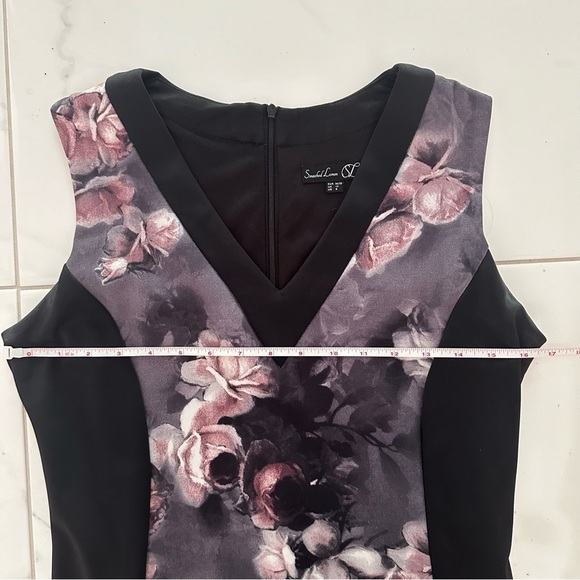 Smashed Lemon  sleeveless floral dress - 8 - Picture 12 of 13